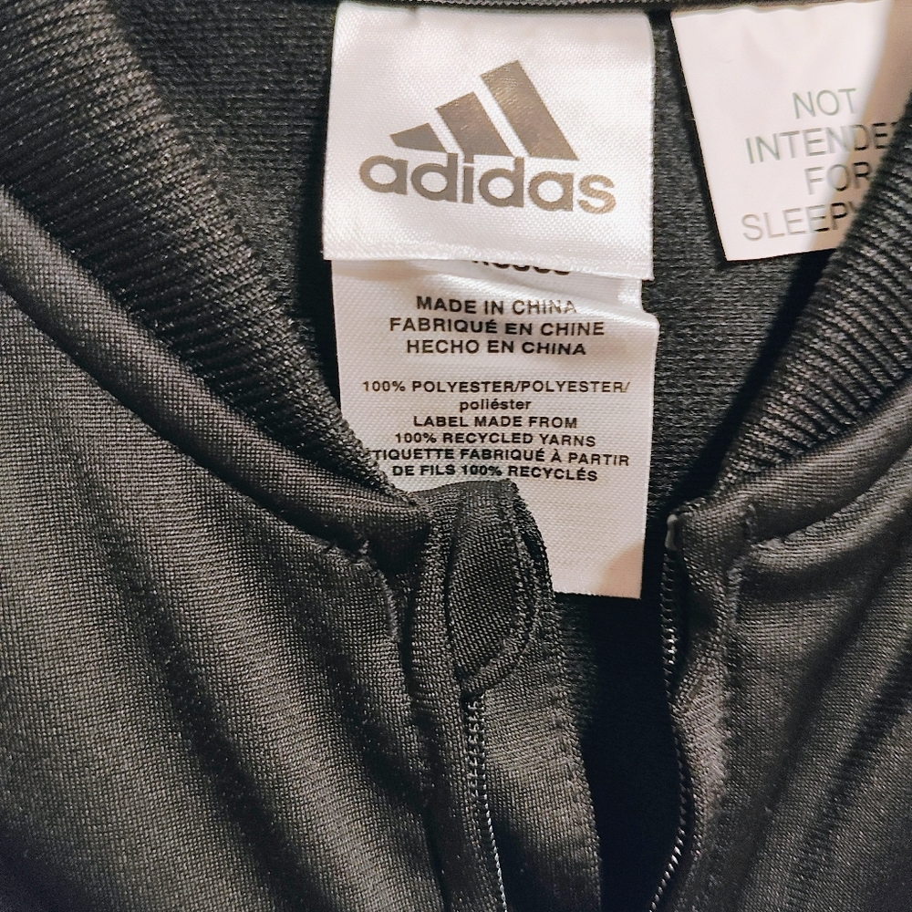 Baby clothes